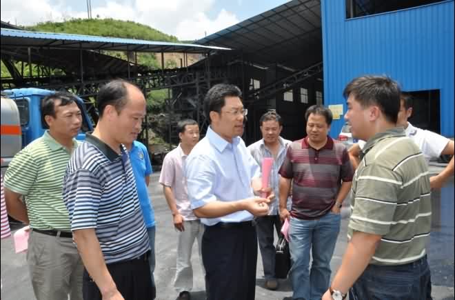 县委副书记,县长候选人贺遵庆到金江镇开展调研工作