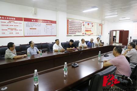 县委组织部部长陈安军,县委常委,纪委书记戴纯明,爱心企业家周作飞