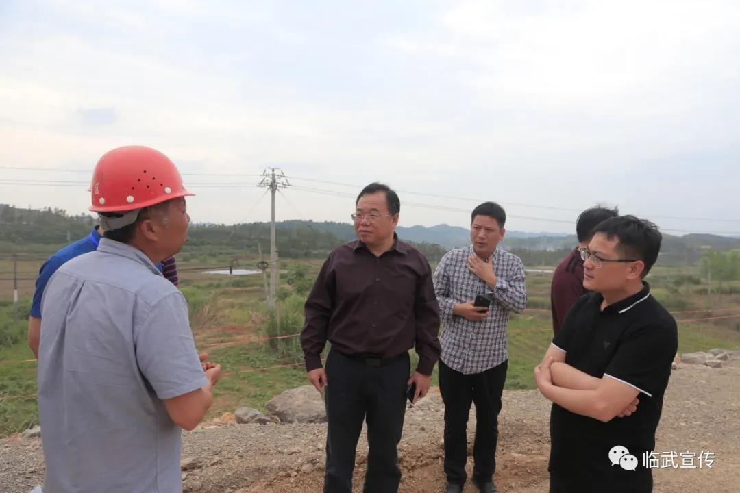临武县委副书记,县长刘杨到麦市检查指导安全生产,森林防火工作