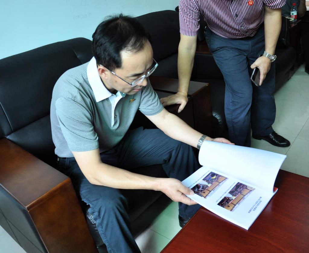 临武县门户网站 - 戴纯明到县国土资源局调研巡察整改工作